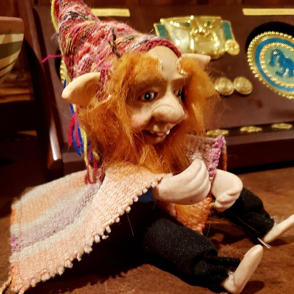 Rare Handcrafted Andean Goblin Figurine – Antique Folk Art Collectible with Trad - Picture 1 of 4